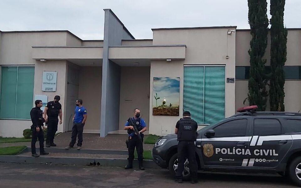 Prefeito e secretários de Silvânia são alvo de operação contra fraude em licitação