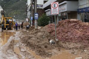 Número total de mortos em Petrópolis sobe para 138