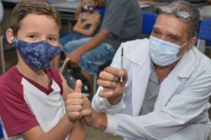 Mais de 30% das crianças se vacinaram contra Covid-19 em Aparecida de Goiânia