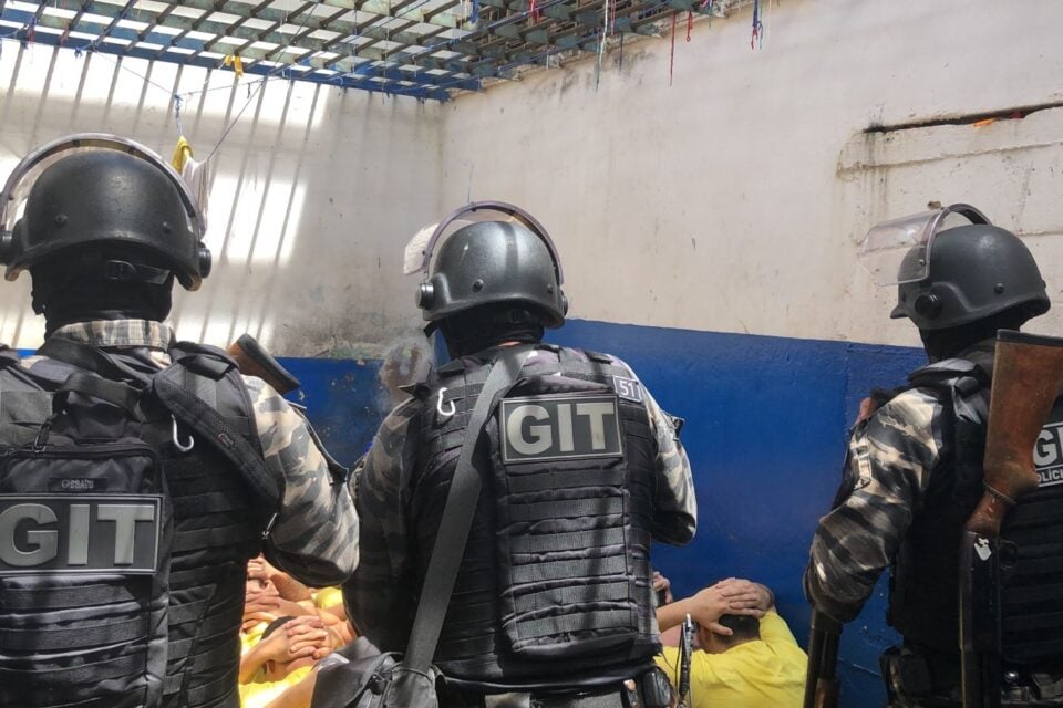 Princípio de motim em presidio de Santa Helena é contido por policiais