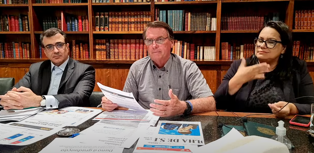 Bolsonaro desautoriza Mourão sobre crise na Ucrânia