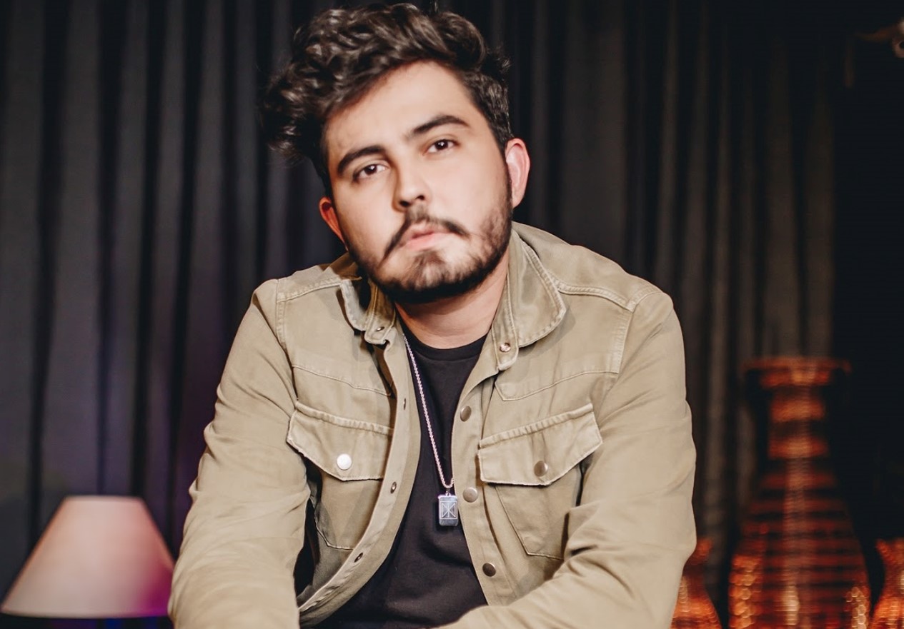 Cantor Manso se apresenta em Goiânia nesta sexta