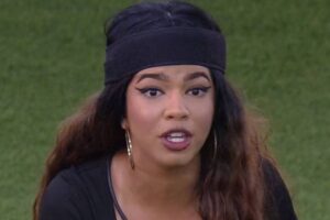 Atriz e cantora está bem: 'Foi só um susto'. Ex-BBB Maria revela que foi furtada na Sapucaí: 'Levaram celular e carteira'