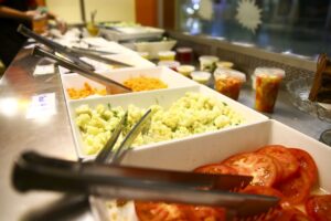 Governo extingue contribuição previdenciária sobre tíquete-alimentação