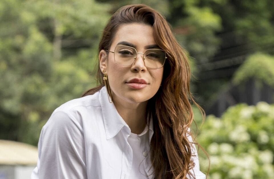 bbb 22 Cantora sertaneja e ex-BBB encantou os seguidores nas redes sociais com imagens. Naiara Azevedo posa de topless; veja fotos