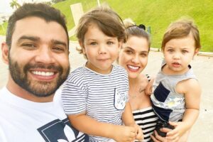 Mãe dos filhos de Gusttavo Lima não revela onde pequenos estudam por "segurança". Andressa Suita fala da adaptação dos filhos na escola