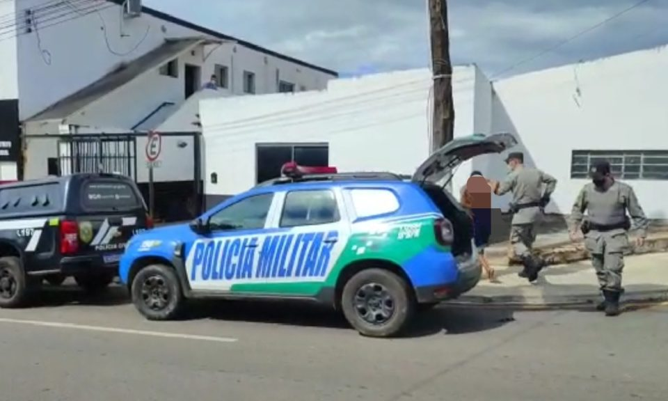 Filho tenta colocar fogo na mãe idosa em Catalão