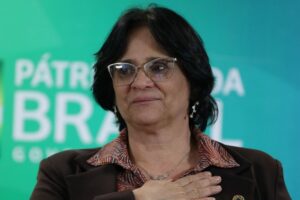 “Trabalhamos em silêncio”, diz Damares sobre o caso Moïse