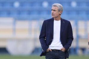 Treinador Luis Castro