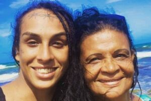 Durante a última festa a artista foi tratada pelo pronome masculino. BBB 22: Mãe de Linn da Quebrada se pronuncia após ver a filha triste