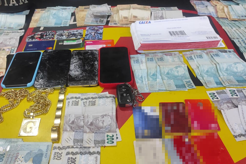 Polícia prende dupla suspeita de aplicar golpe do “bença tia” em Goiânia