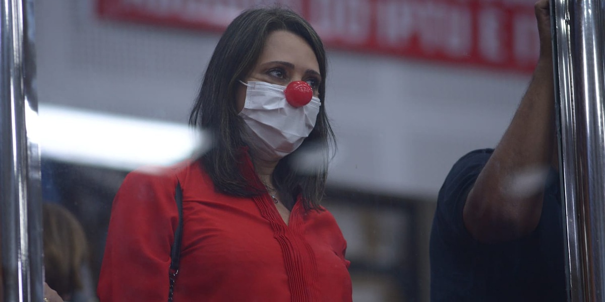 Servidores da prefeitura e sindicalistas protestam pela data-base em Goiânia