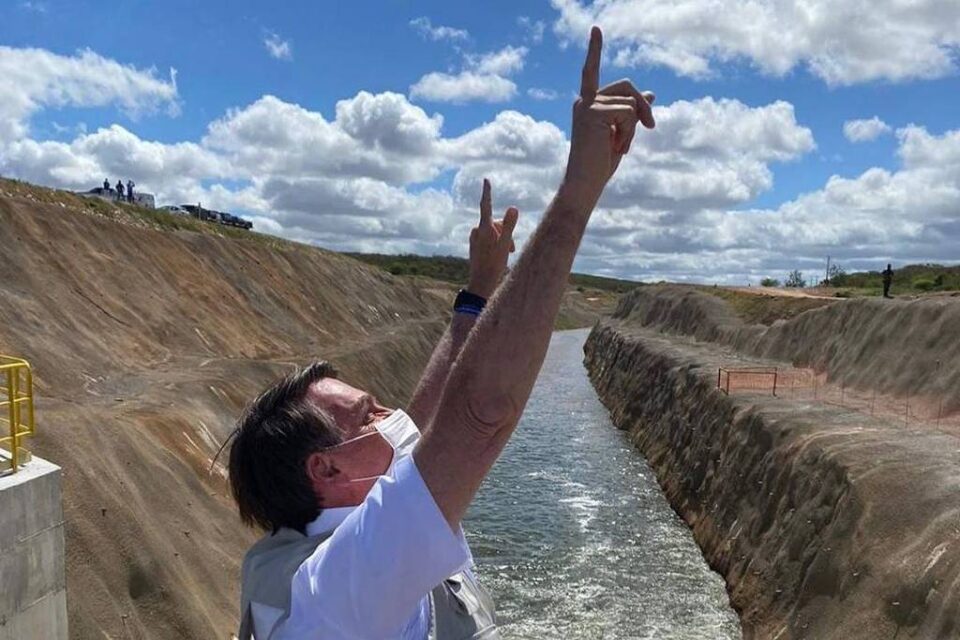 Bolsonaro prevê jeguiata e uso eleitoral de transposição em tour no Nordeste