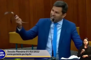 Polêmica com IPTU pode fazer sargento Novandir desistir de disputar Assembleia