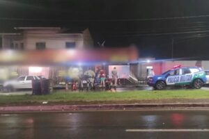 Vítima pediu ajuda em um estabelecimento da Avenida Fernando Costa (Foto: Reprodução)