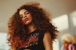 'Gostaria de ganhar dinheiro apenas com a minha arte', disse. Maria rebate críticas por OnlyFans: 'Capitalizei a sexualização'