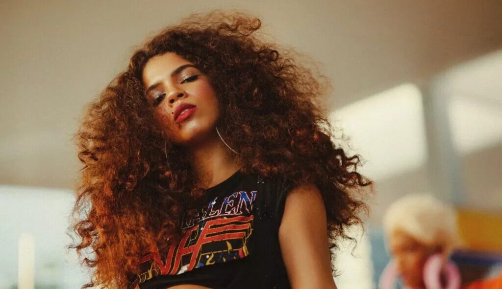 'Gostaria de ganhar dinheiro apenas com a minha arte', disse. Maria rebate críticas por OnlyFans: 'Capitalizei a sexualização'