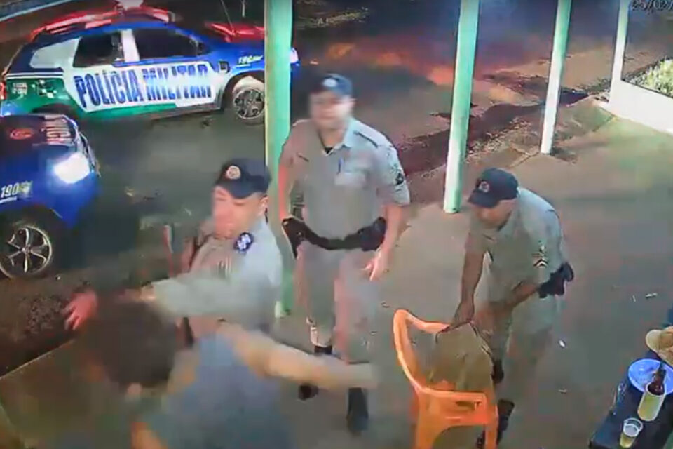Defesa de homem agredido por PMs em Trindade (GO) aciona corregedoria