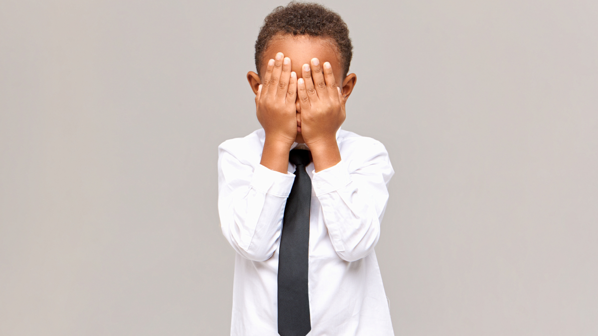 A mãe de um menino de 3 anos está presa suspeita de asfixiar filho, na cidade de Valparaíso de Goiás. Ela sofre de alcoolismo