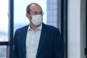 Arthur Bernandes deve deixar Secretaria de Governo da prefeitura de Goiânia