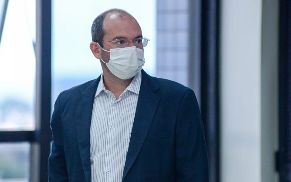 Arthur Bernandes deve deixar Secretaria de Governo da prefeitura de Goiânia