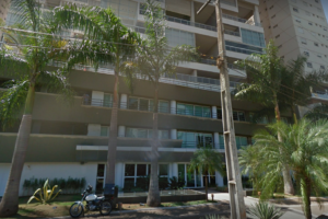 Criança se afoga em piscina de condomínio no Jardim Goiás, em Goiânia