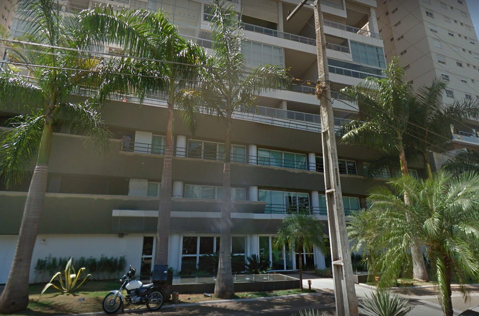 Criança se afoga em piscina de condomínio no Jardim Goiás, em Goiânia