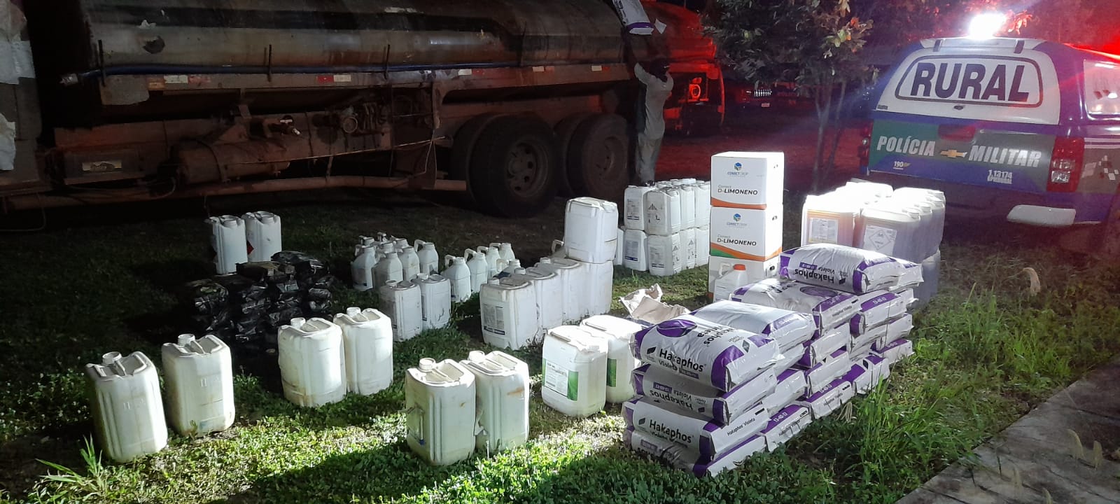 Polícia apreende carga de agrotóxicos avaliada em R$ R$200 mil em Porangatu