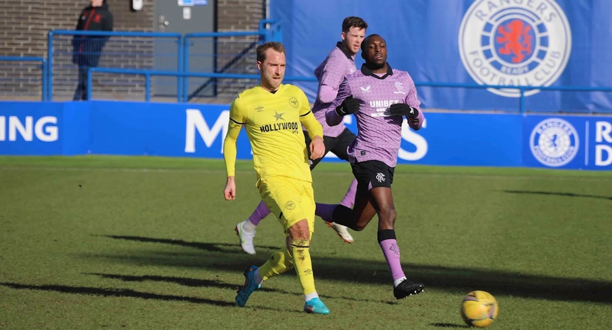 Ericksen em amistoso pelo Brentford