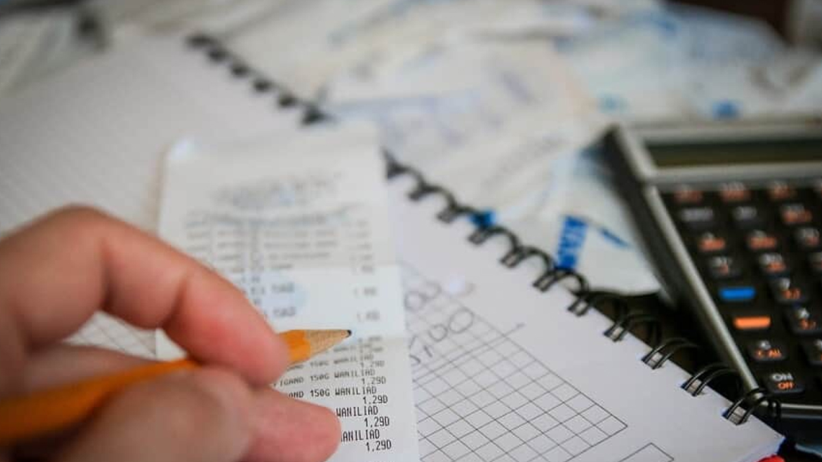 Justiça determina que faculdade de Goiânia retire dívida de aluna do Serasa