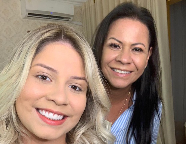 Mãe de Marília Mendonça diz que perder a filha foi como ser "mutilada sem anestesia"