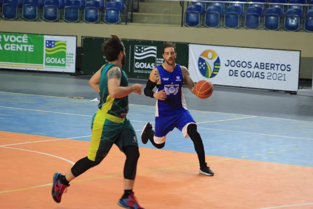 Basquete é uma das modalidades em disputa