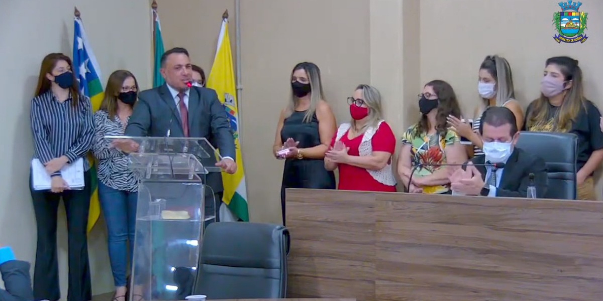 Presidente da Câmara de Aparecida usa para plenário para se defender de machismo