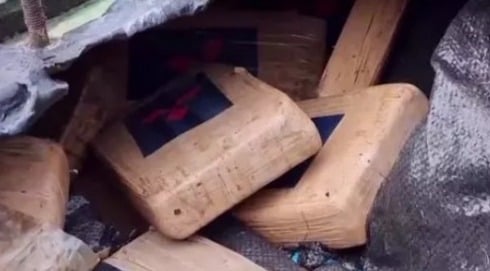 Submarino com quatro toneladas de cocaína avaliadas em R$ 800 milhões é apreendido no Pacífico