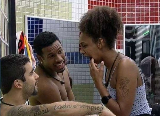 Jessilane mostra dente quebrado a brothers do BBB 22