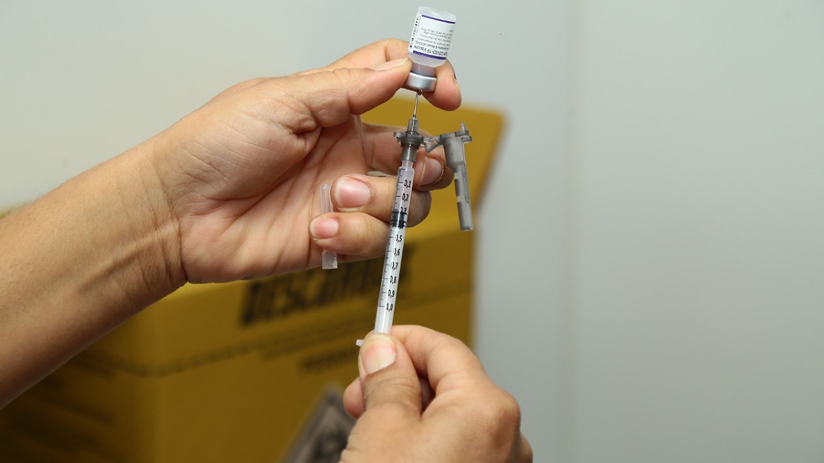 União Europeia recomenda excluir exigência de testes para viajantes vacinados