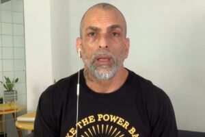 marcelo dourado orgulho hétero bbb "Eu era um cara muito mais ignorante do que sou hoje", diz o lutador. Marcelo Dourado se desculpa por exaltar orgulho hétero no BBB 10; vídeo