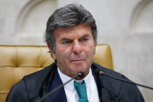 Notícias falsas causam danos irreparáveis, diz presidente do STF