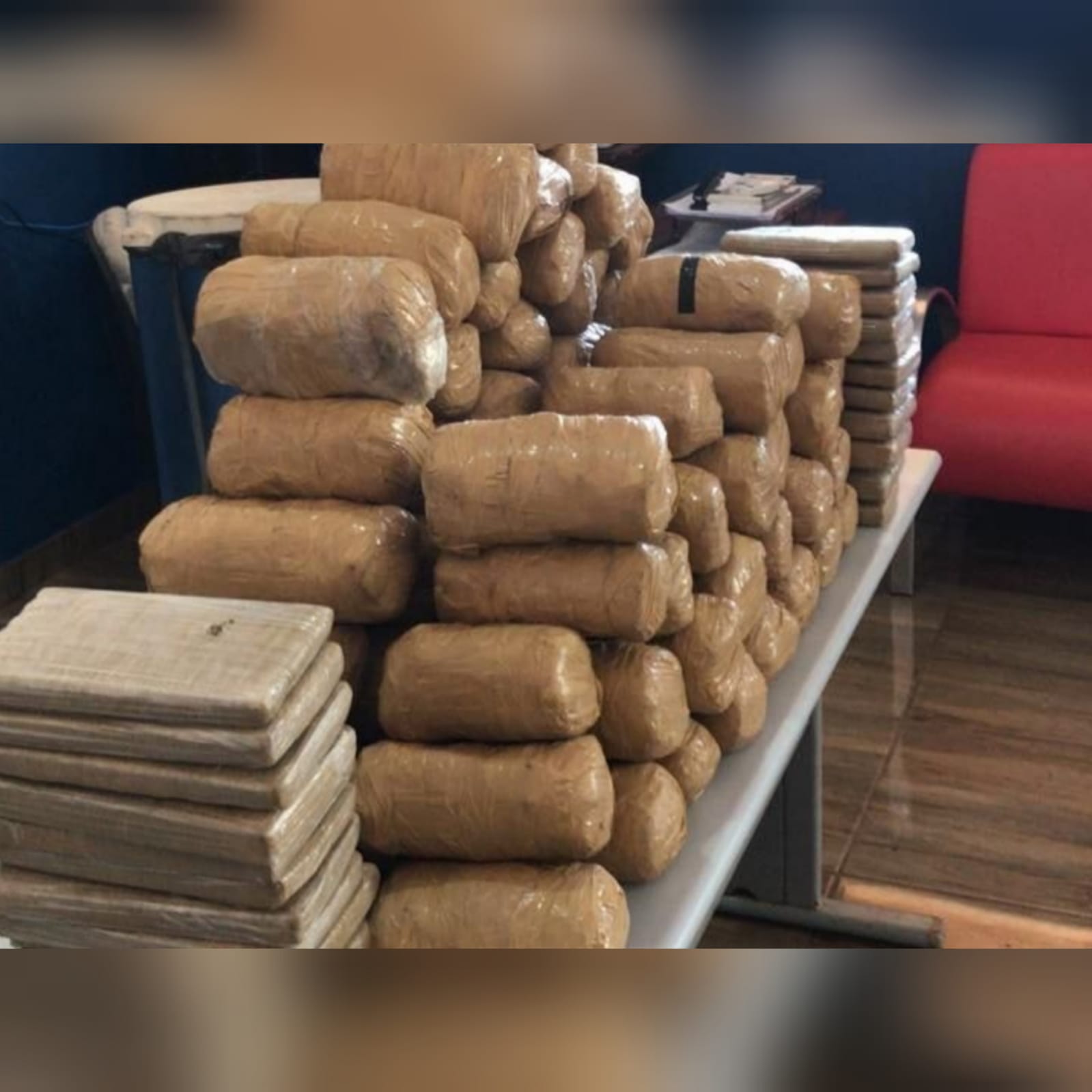 Um goiano que mora em Posse foi preso na terça-feira (22), no Mato Grosso, com 100 kg de supermaconha, avaliados em R$ 2 milhões. (Foto: divulgação)