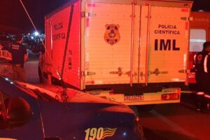 Jovem é morto com tiros na cabeça na porta de casa em Catalão