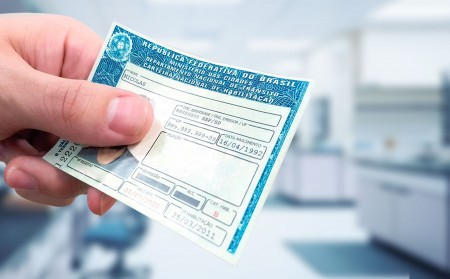 Bloqueios poderão ser feitos em casos de ação judicial contra o Inadimplente pode perder CNH, passaporte e ser barrado em concurso