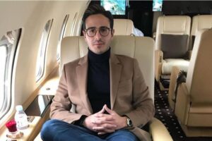 Golpista do Tinder investigado por filme da Netflix é banido da rede