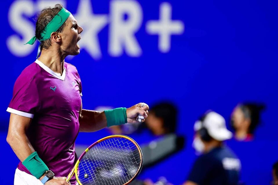 Nadal comemora vitória sobre Medvedev