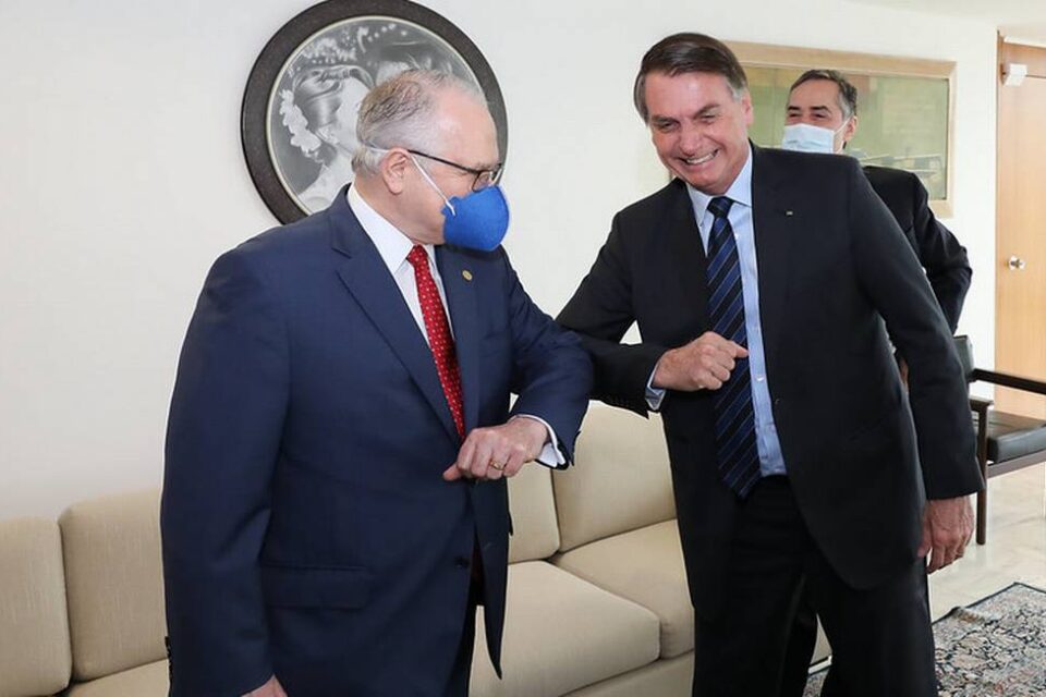 Fachin promete estender mão a Bolsonaro, mas diz que não vai 'tolerar os intolerantes'