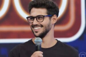 Último eliminado do reality comentou sobre o novo paredão. BBB 22: Rodrigo torce para Arthur Aguiar ficar e critica ex-colegas