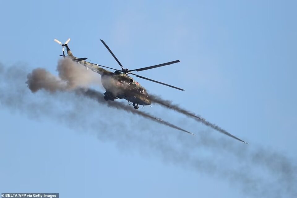 Exercícios militares da Rússia antes da campanha contra Ucrânia - Kiev é atingida em segundo dia de ataques