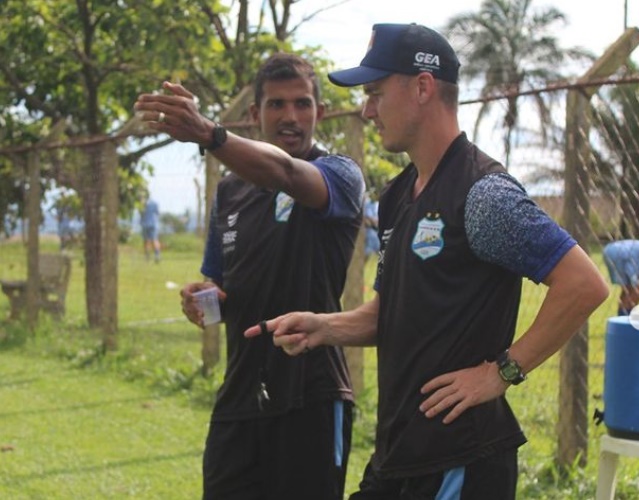 Willian de Mattia em treino pelo Grêmio Anápolis