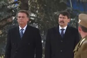 Agenda em Budapeste foi montada em cima da hora, e presidente ficará poucas horas na capital Bolsonaro Hungria Victor Orbán