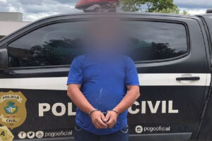 Um homem de 38 anos está preso suspeito de matar um jovem, de 27, à tiros por estar encostado em seu carro. Segundo a Polícia Civil, o crime aconteceu em outubro de 2019, na cidade de Marabá, no Pará. Mas somente nesta terça-feira (8), mais de dois anos após o homicídio, os agentes civis conseguiram prender o suspeito na cidade de Goiânia, Goiás.