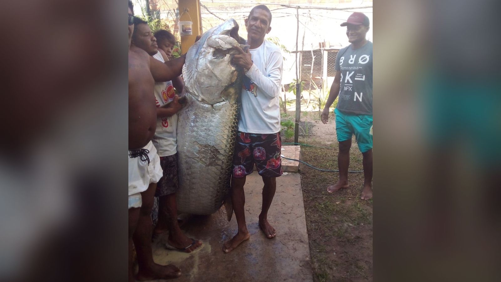 Pescador captura peixe de mais de 100 quilos no Rio Grande do Norte